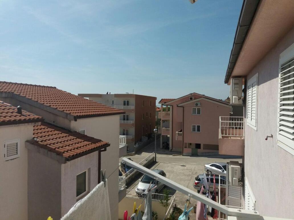 Lägenhet Olive 4+2 Makarska